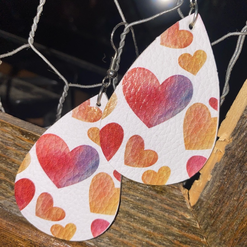 Dangle earrings